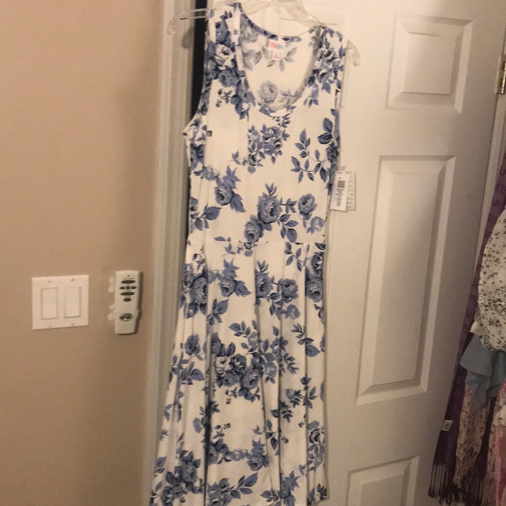 Lularoe nicki